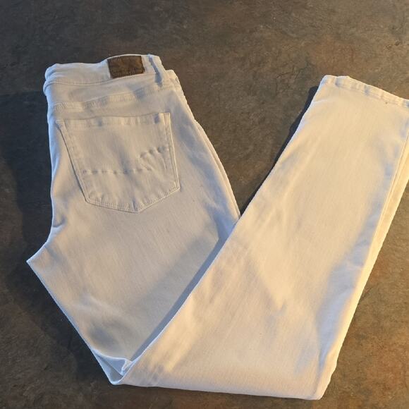 American Eagle Outfitters Denim - American Eagle Womens White Jeans Size 10 Long